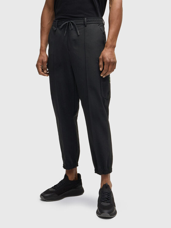 Pantaloni cargo negri - 1