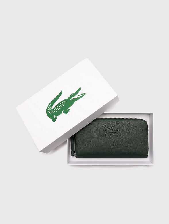 Black wallet with embossed logo detail - 4