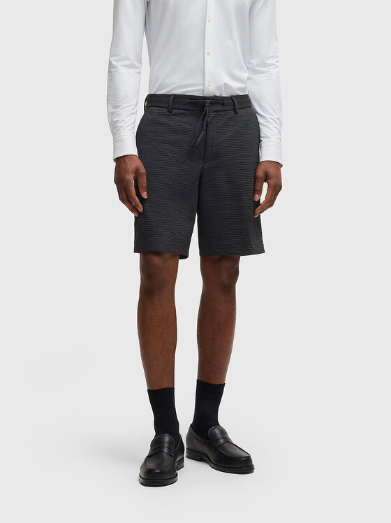 Textured shorts with elastic waist - 1