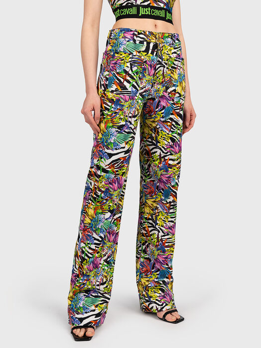Jeans with multicoloured print
