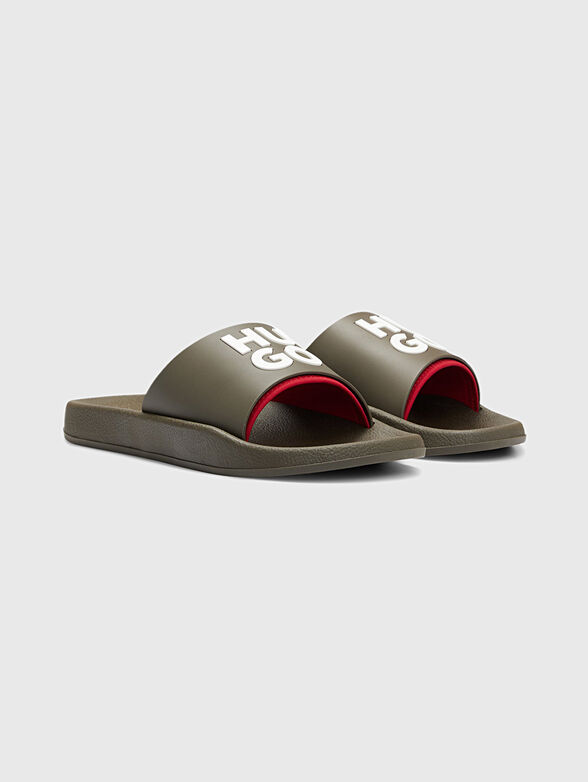 Black beach slides with logo detail - 2