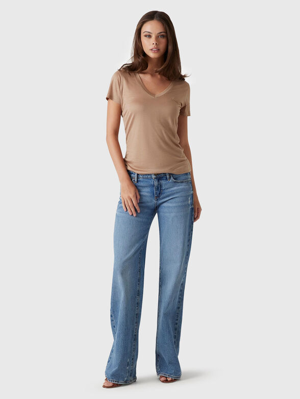 V-neck T-shirt - 2