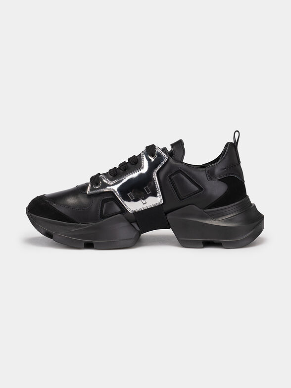Black sport shoes with silver inserts - 4