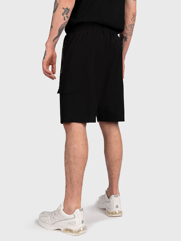 Cargo shorts with accent zips - 2