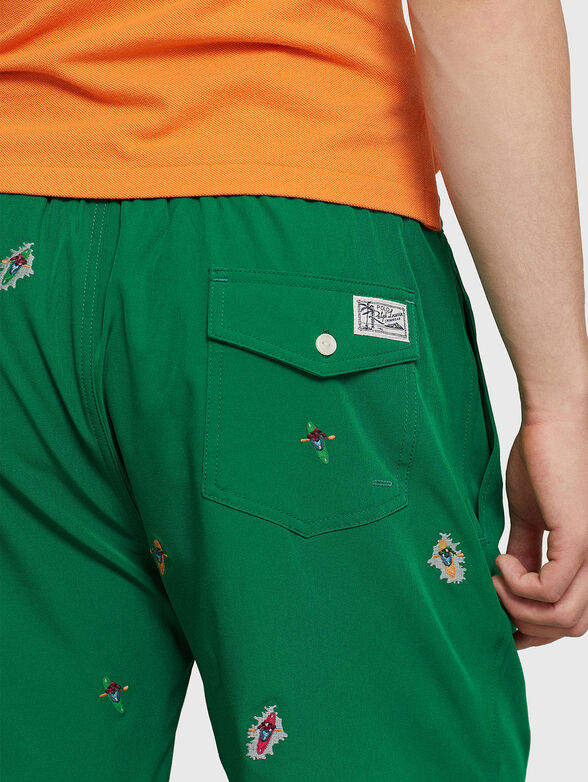 Green beach shorts with embroidery - 3