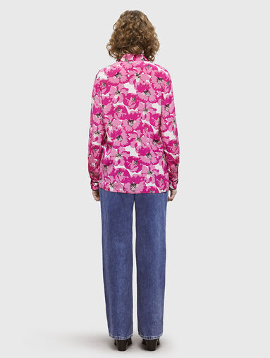 Shirt with accent floral print - 3