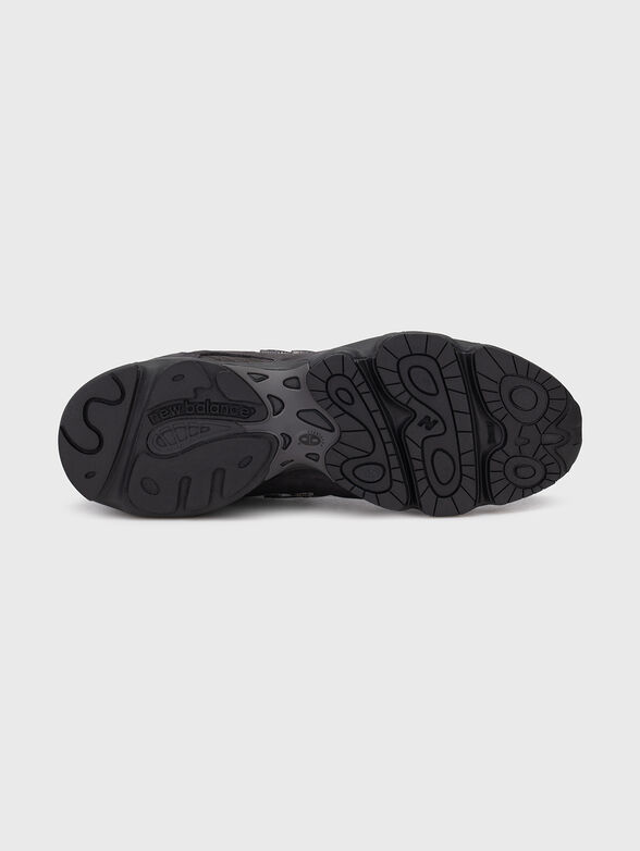 Sports shoes 1000  - 5