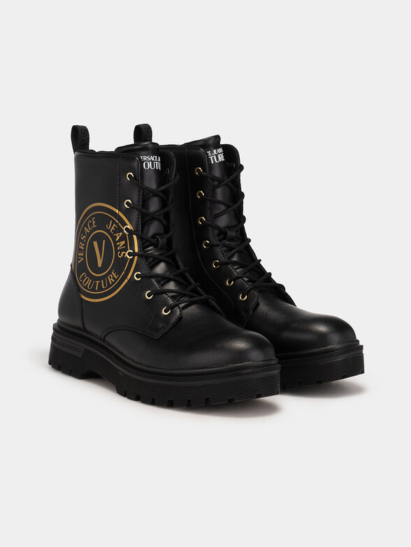 SYRIUS black ankle boots with gold logo print - 2