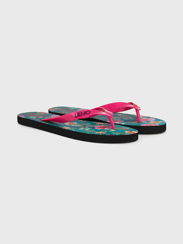 Beach flip-flop with animal print - 2