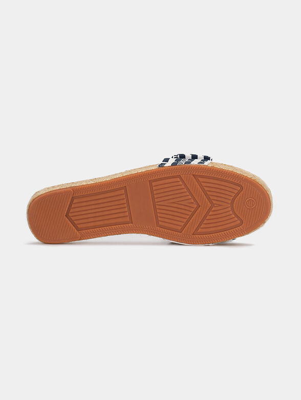 Sandal - 6
