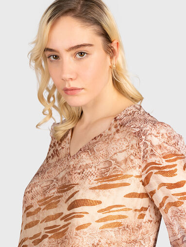 Blouse with snake print - 5