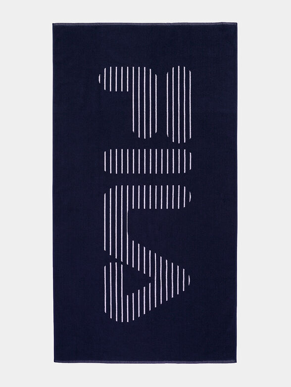 Beach towel with contrasting logo - 1