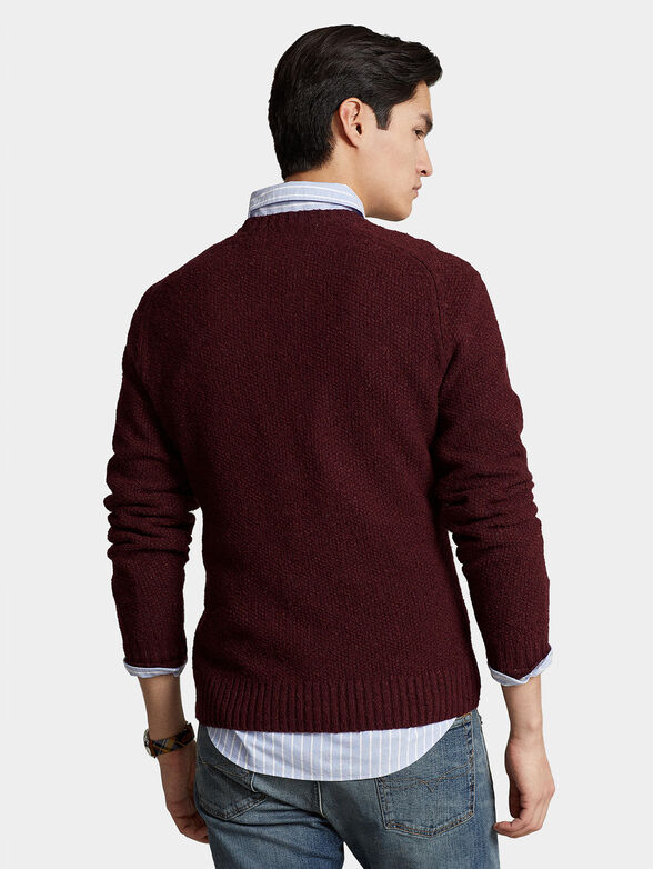 Sweater with oval neckline - 3