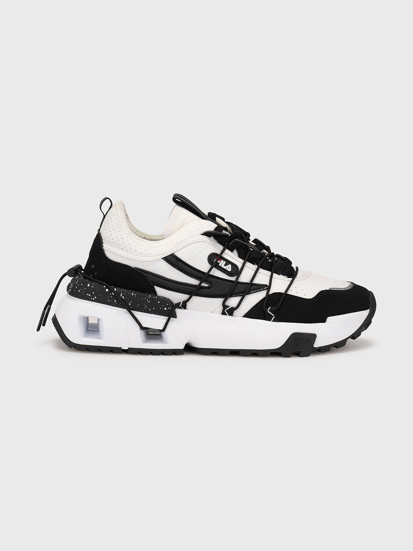 Black sports shoes outlet