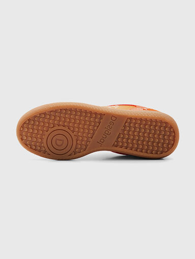 Sneakers with contrast elements - 4