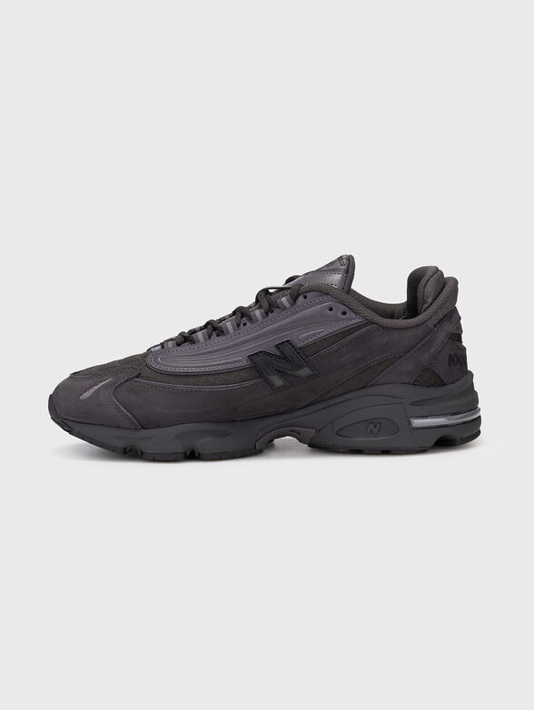 Sports shoes 1000  - 4