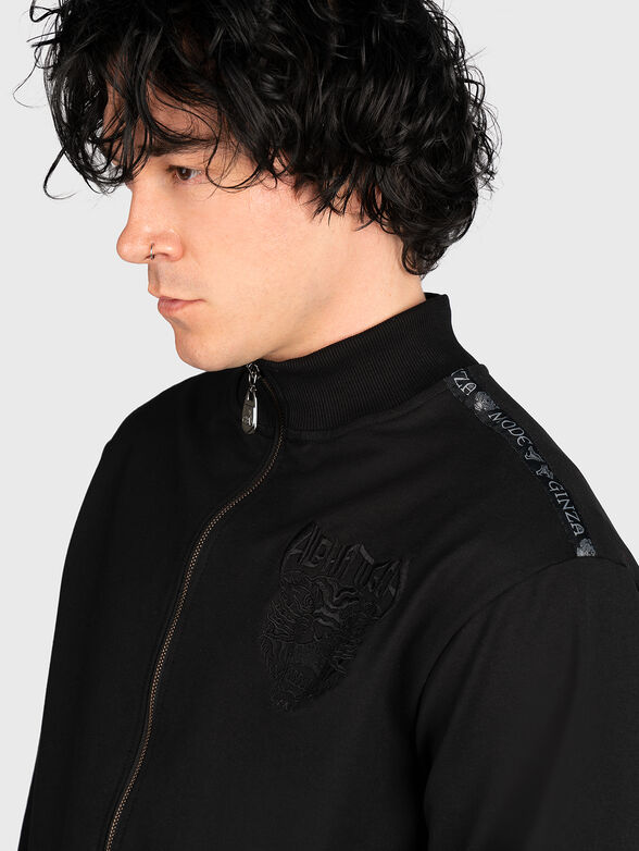 SWZ005 sweatshirt with zip and print on the back  - 2