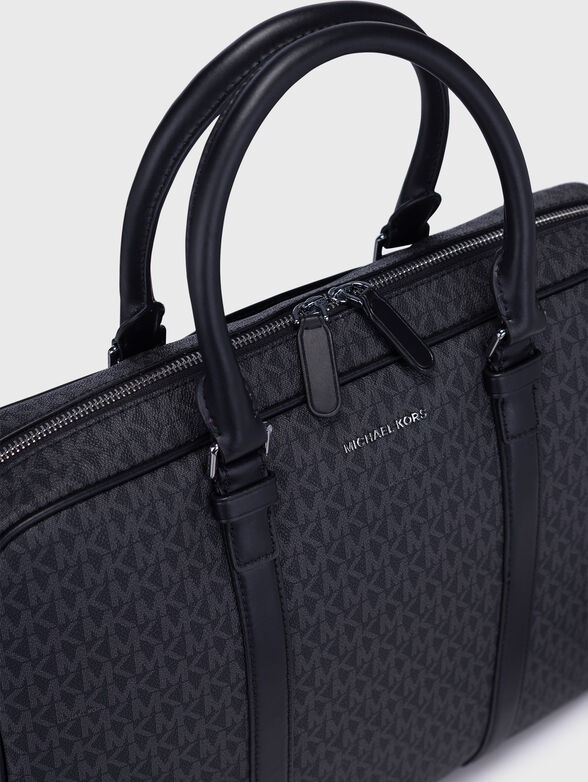 Laptop bag with monogram logo print - 5