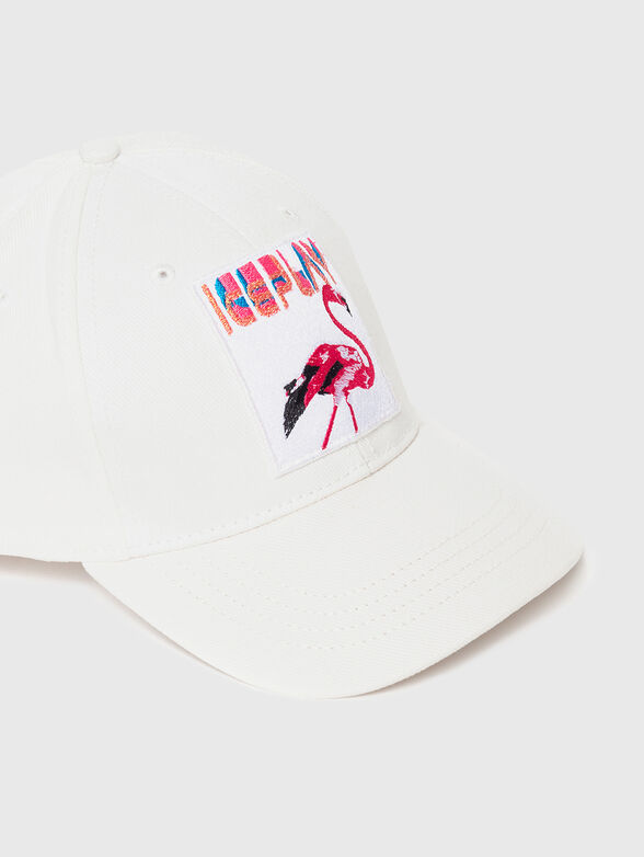 Baseball cap with embroidered patch - 4