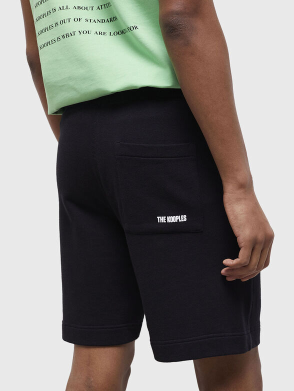Black cotton shorts with logo detail - 3