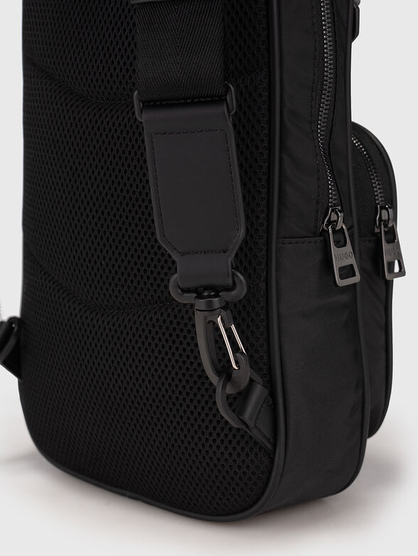NESH crossbody bag with logo - 4