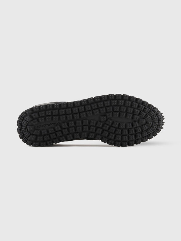 Sneakers with mesh details - 5