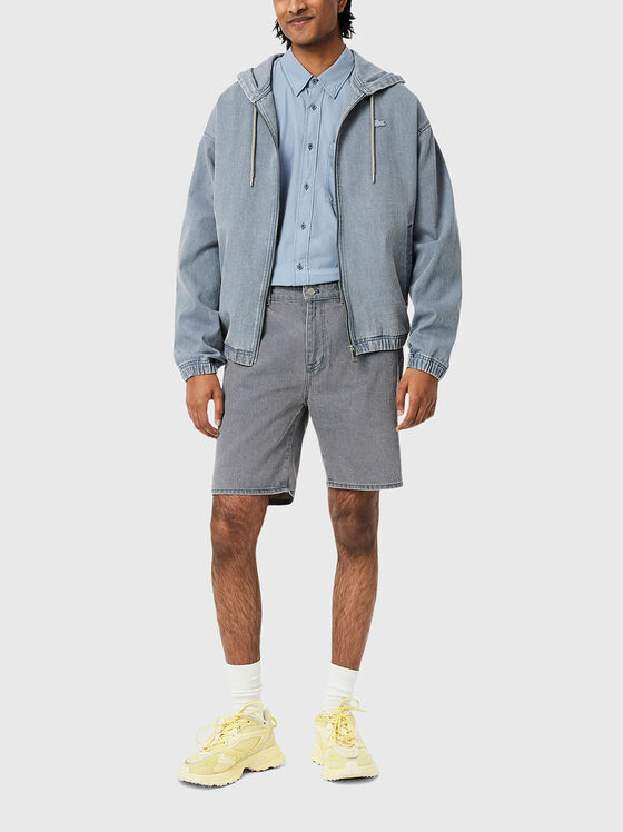 Pantaloni scurți din denim cu logo - 1