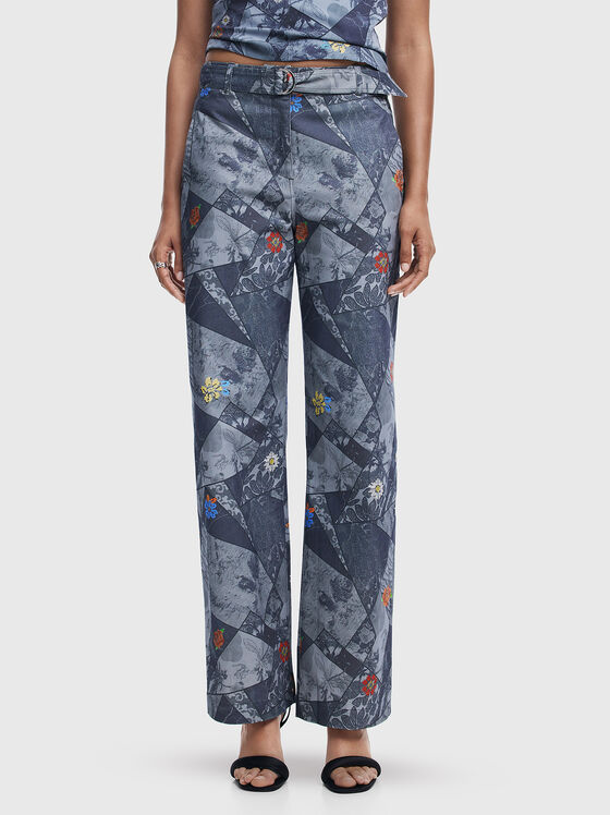 Pantaloni cu imprimeu contrastant - 1