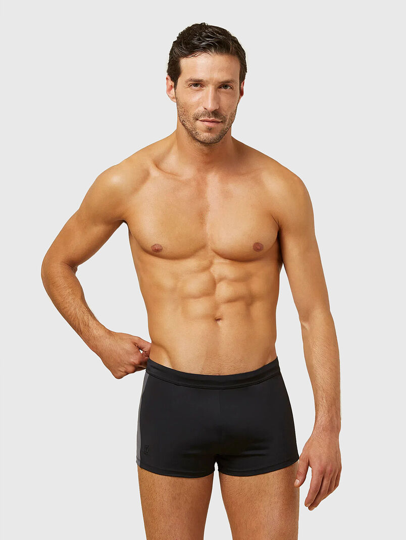 PASSEPARTOUT swim trunks in black - 3