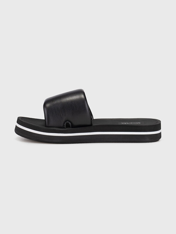 Black platform beach shoes - 4
