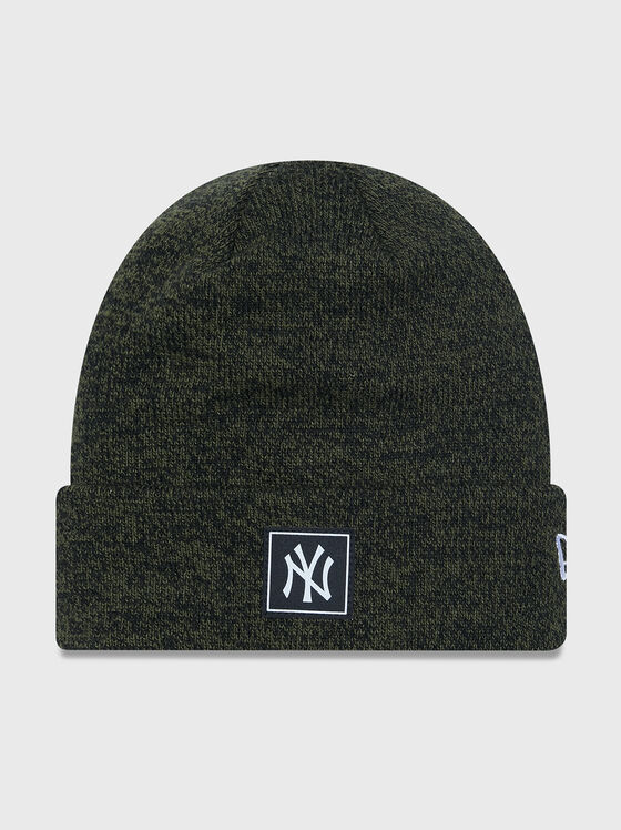 Knitted hat with logo accent - 1