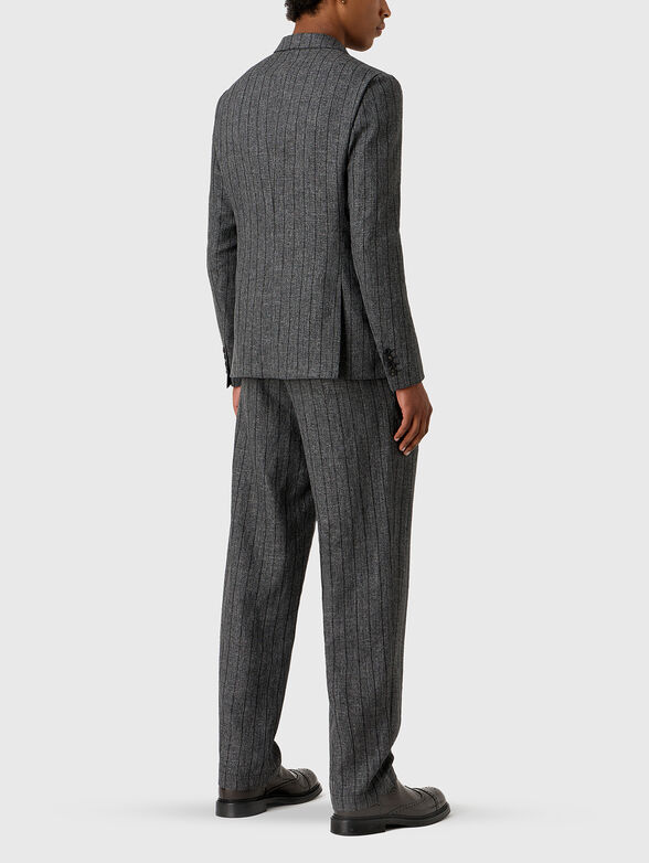 Striped suit of linen blend - 2