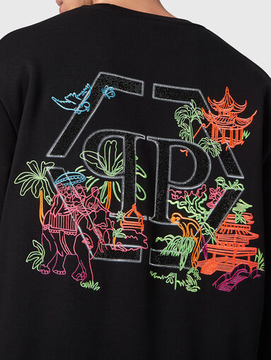 Sweatshirt with contrast embroidery and rhinestones - 3