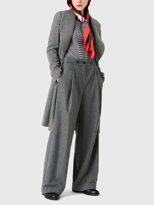 Gray trousers with wide legs - 4