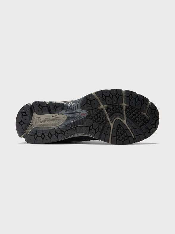2002 sneakers with logo detail - 5