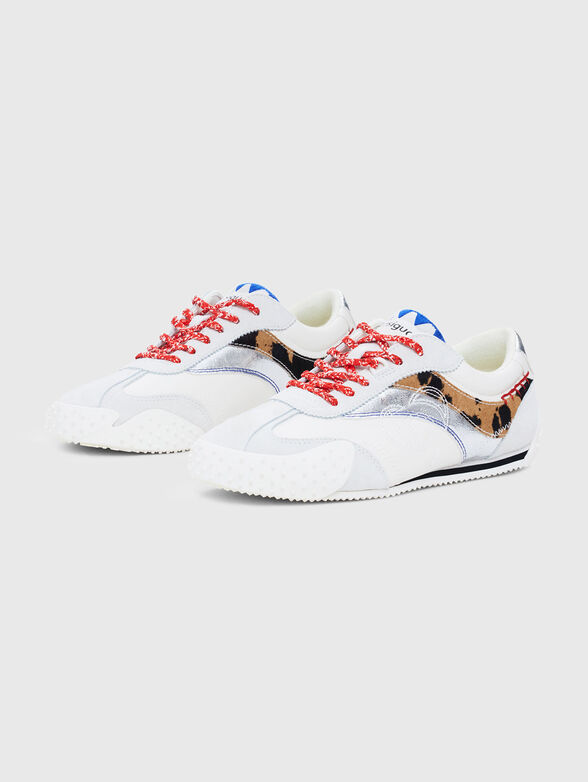 Sports shoes with animal detail and logo - 2