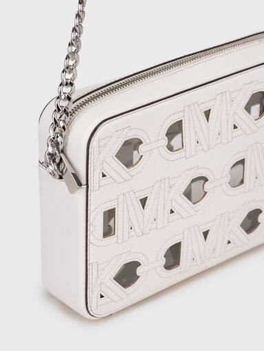 Perforated logo-detail crossbody bag  - 5