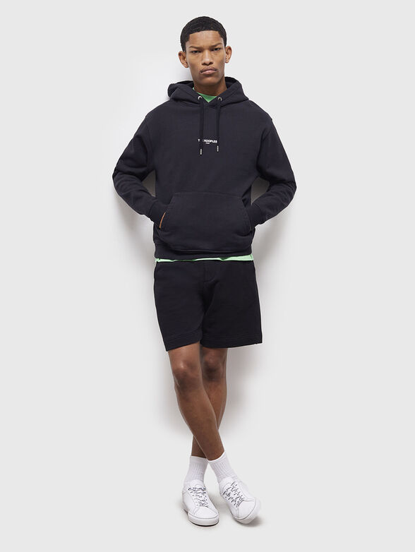 Black cotton shorts with logo detail - 4