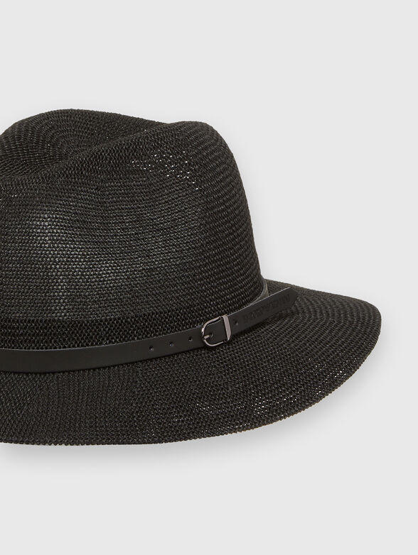 Straw hat in black color - 2