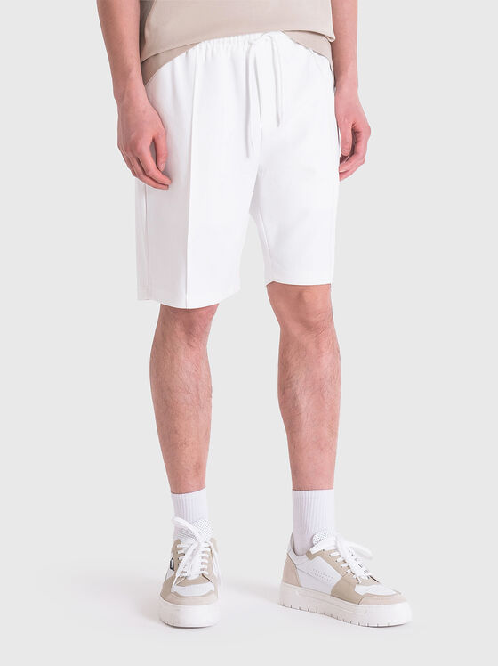 White shorts - 1