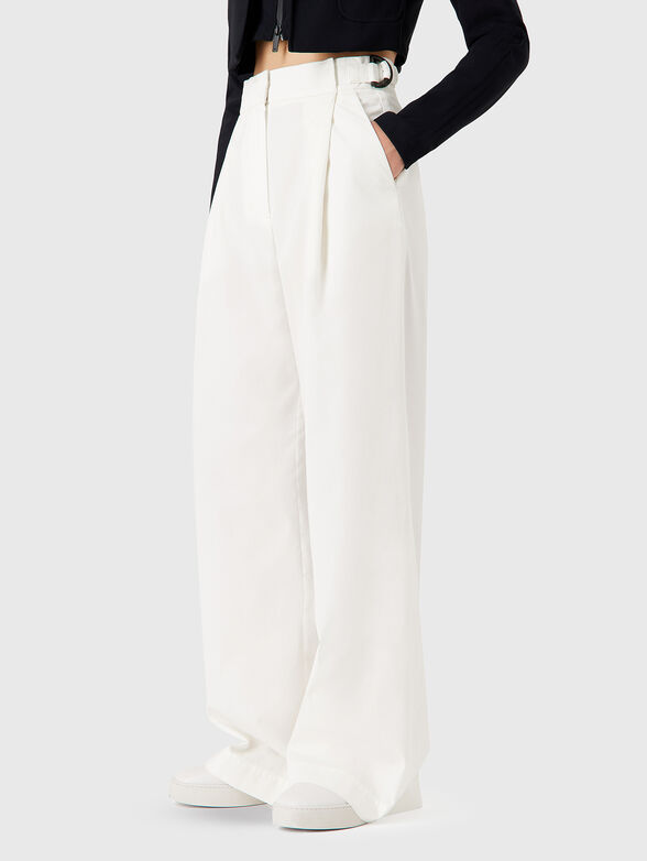 White trousers with darts - 1