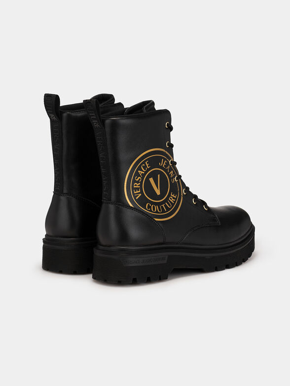 SYRIUS black ankle boots with gold logo print - 3