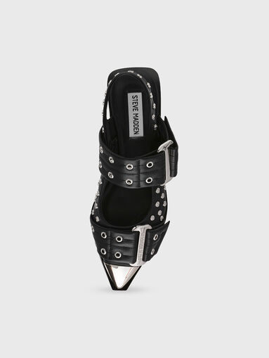 Sandals with metal deails - 5