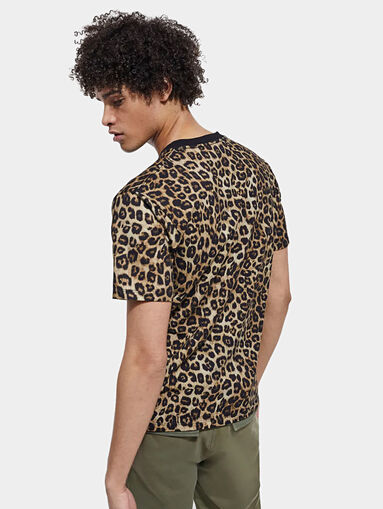 T-shirt with leopard print - 3