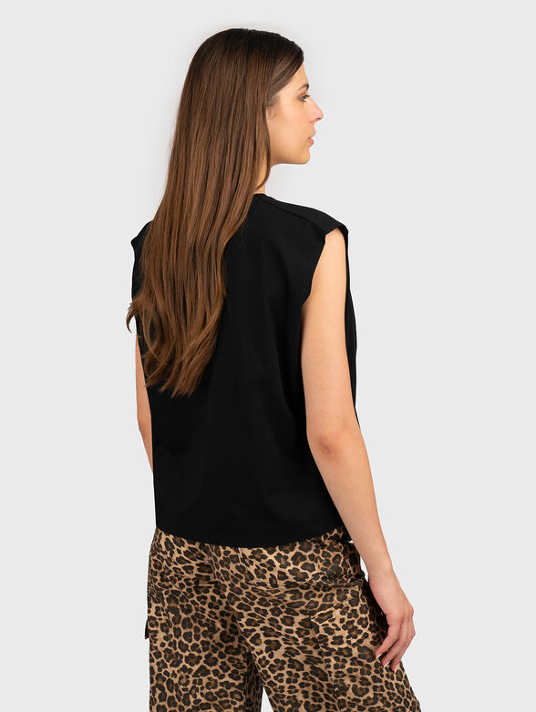 V-neck T-shirt with rhinestones - 3