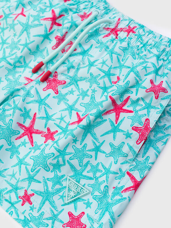 Beach shorts with starfish print - 4