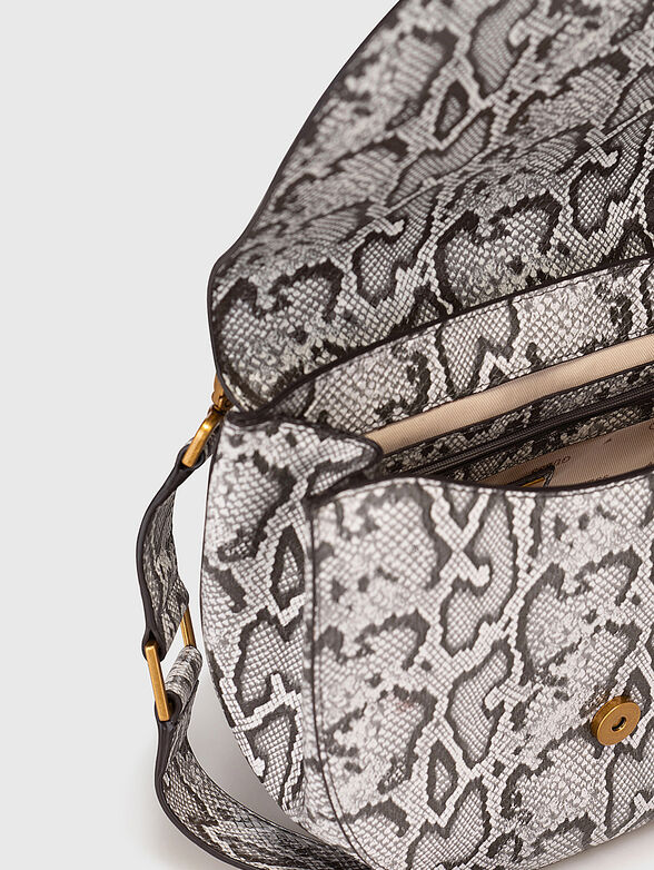 Crossbody bag with gold logo detail - 6