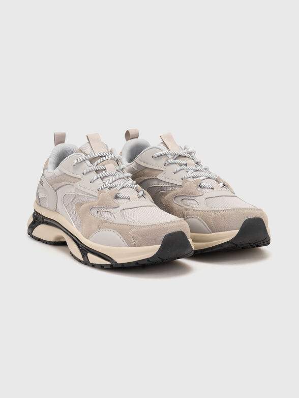 Sports shoes with logo - 2