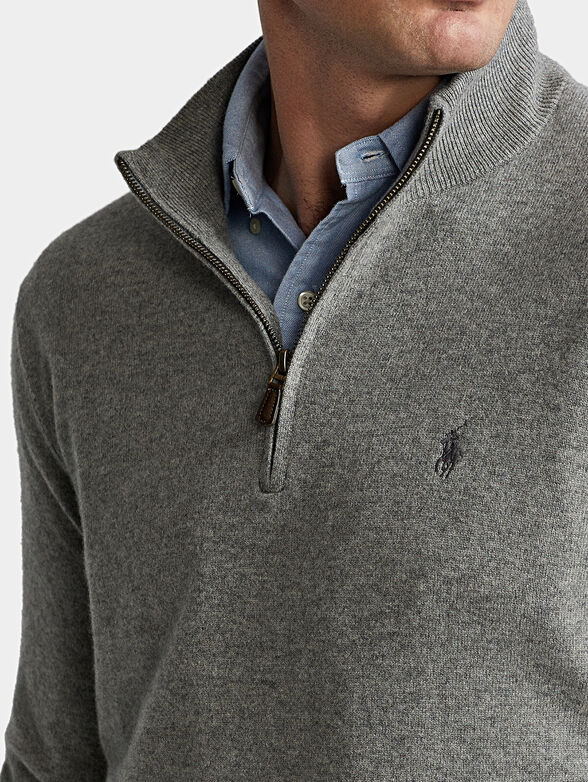 Sweare with zip and logo embroidery - 4