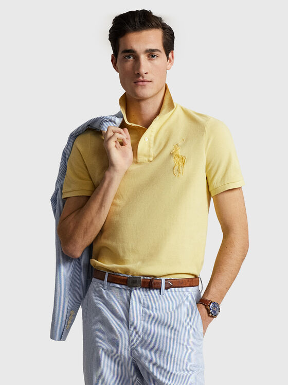 Tricou polo galben cu logo brodat - 1